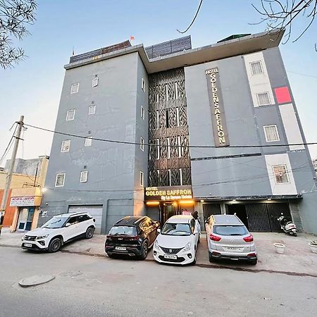 Hotel Golden Saffron By Qotel-Punjabi Bagh Ню Делхи Екстериор снимка