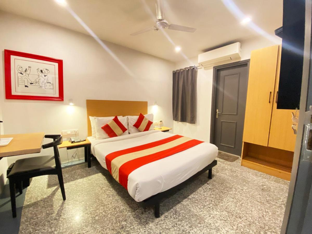Hotel Golden Saffron By Qotel-Punjabi Bagh Ню Делхи Екстериор снимка