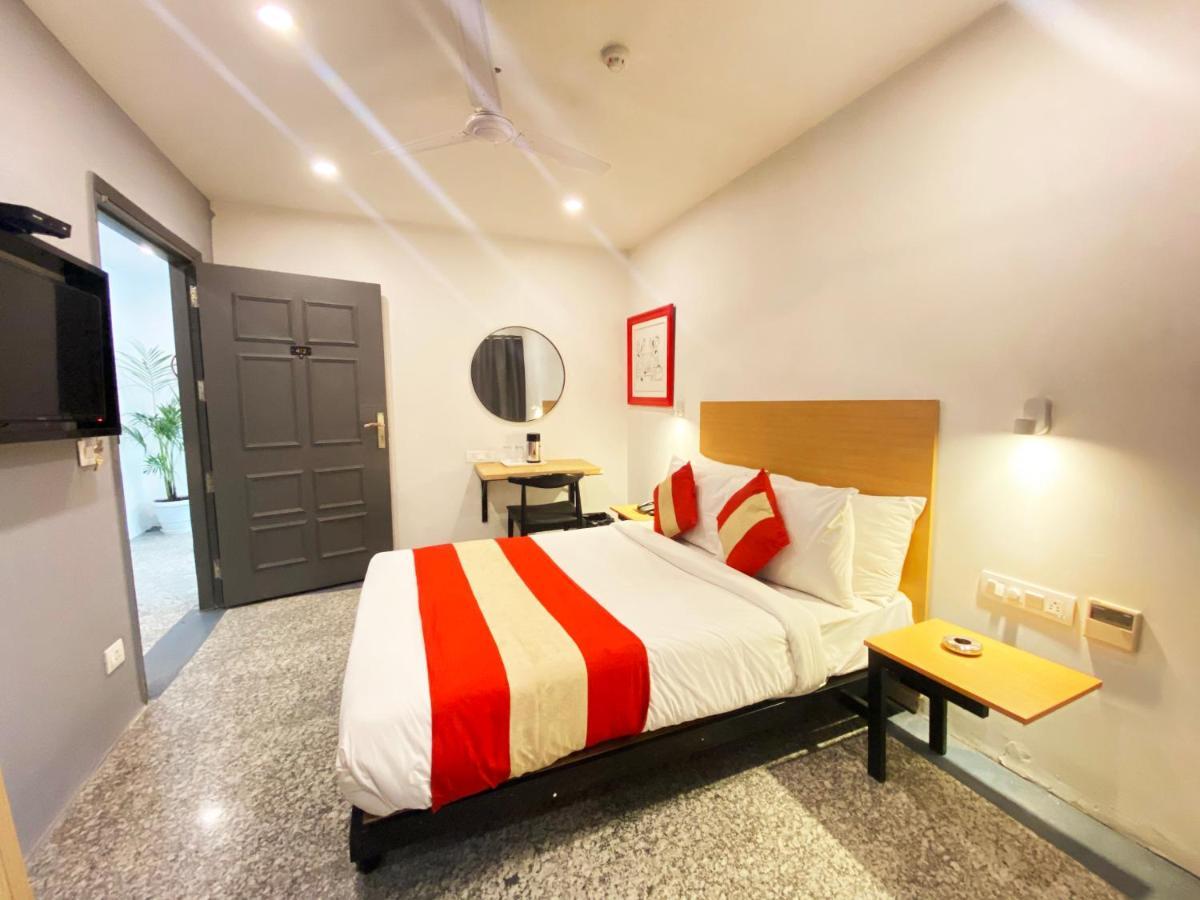 Hotel Golden Saffron By Qotel-Punjabi Bagh Ню Делхи Екстериор снимка