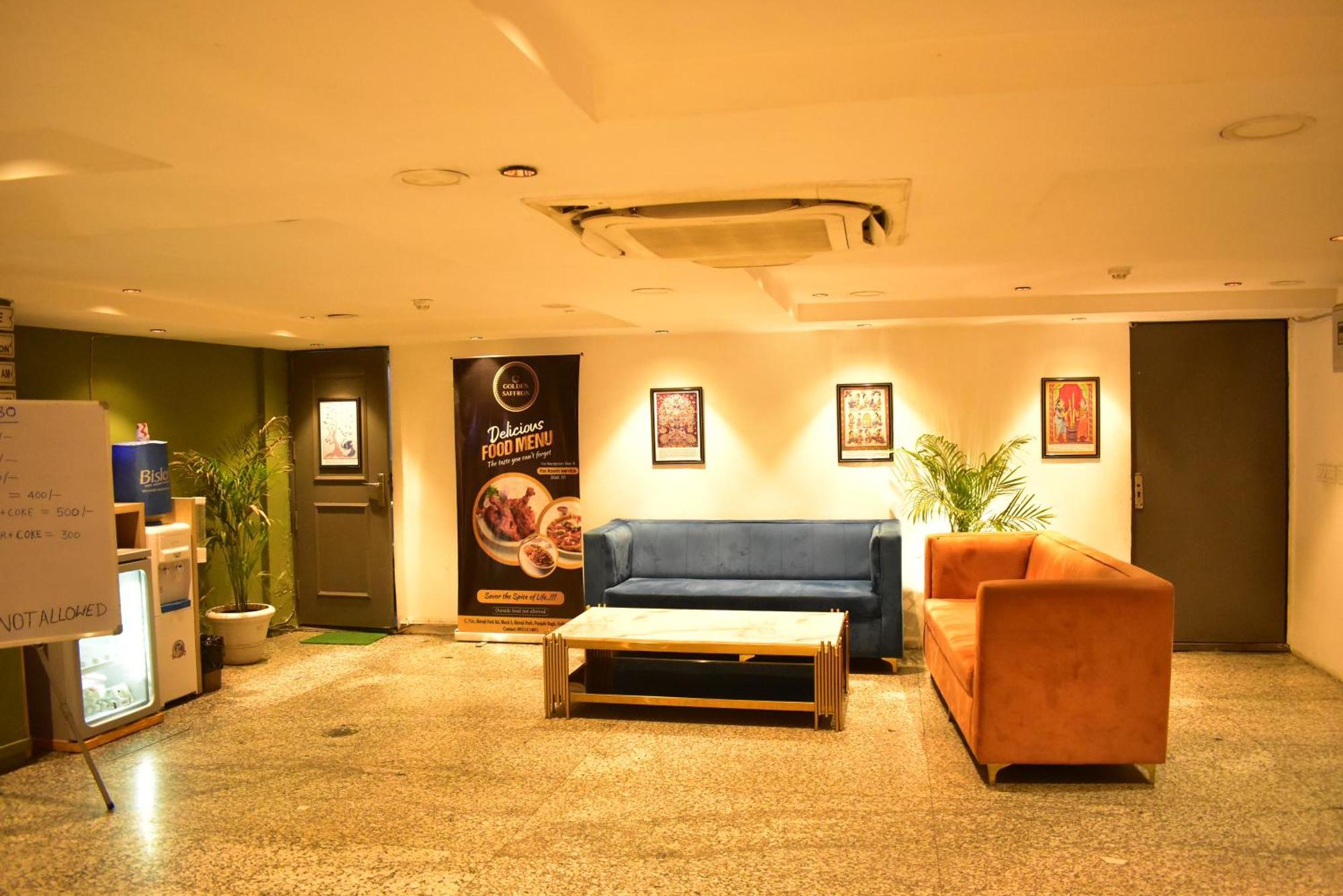 Hotel Golden Saffron By Qotel-Punjabi Bagh Ню Делхи Екстериор снимка